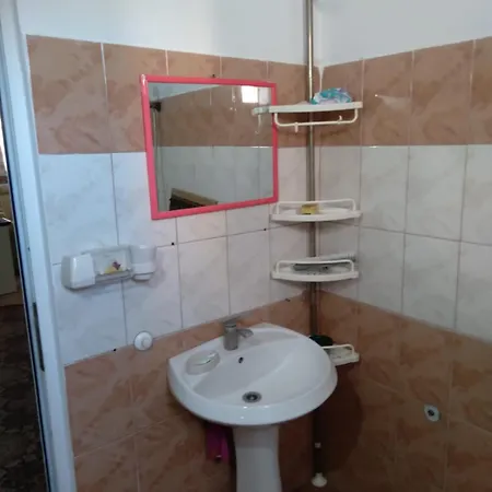 Furnished 1 Bedroom In Kyengritja