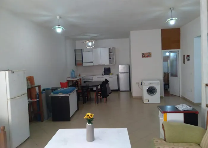 Furnished 1 Bedroom In Kyengritja Apartamento *