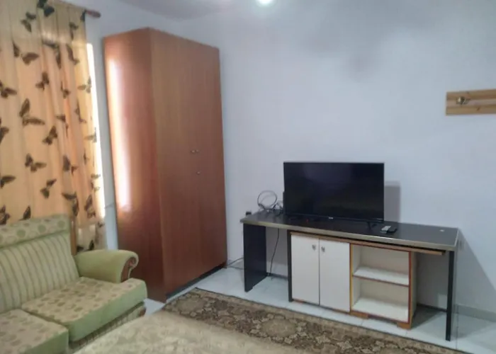 Furnished 1 Bedroom In Kyengritja
